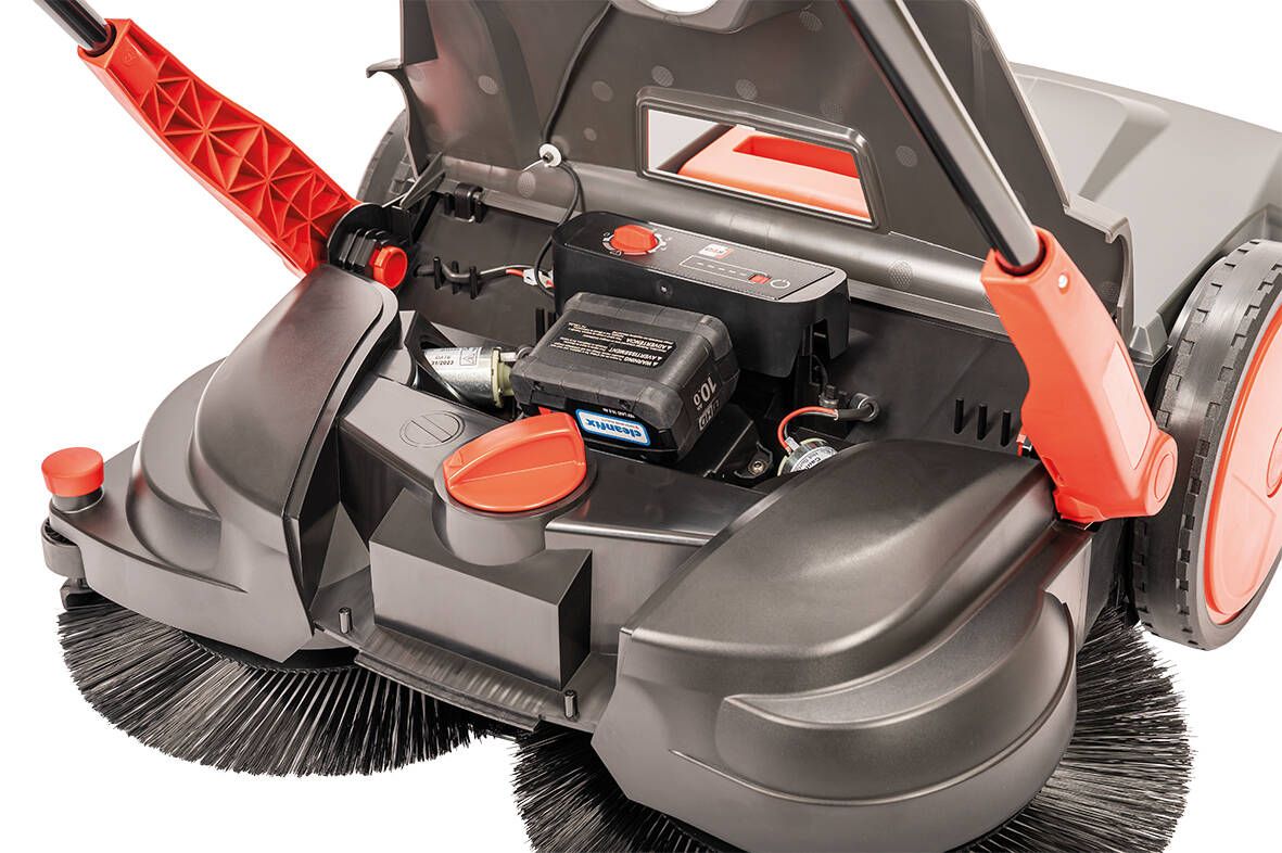 Cleanfix HS770 CAS Handkehrmaschine Akkufach
