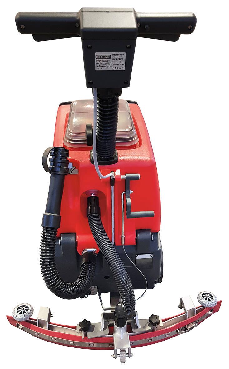 Cleanfix RA431 B Scheuersaugmaschine Rückansicht mit Saugdüse