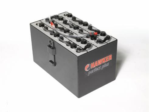 Nilfisk Nassbatterie 36 V / 320 Ah im Trog, mit Aquamatic