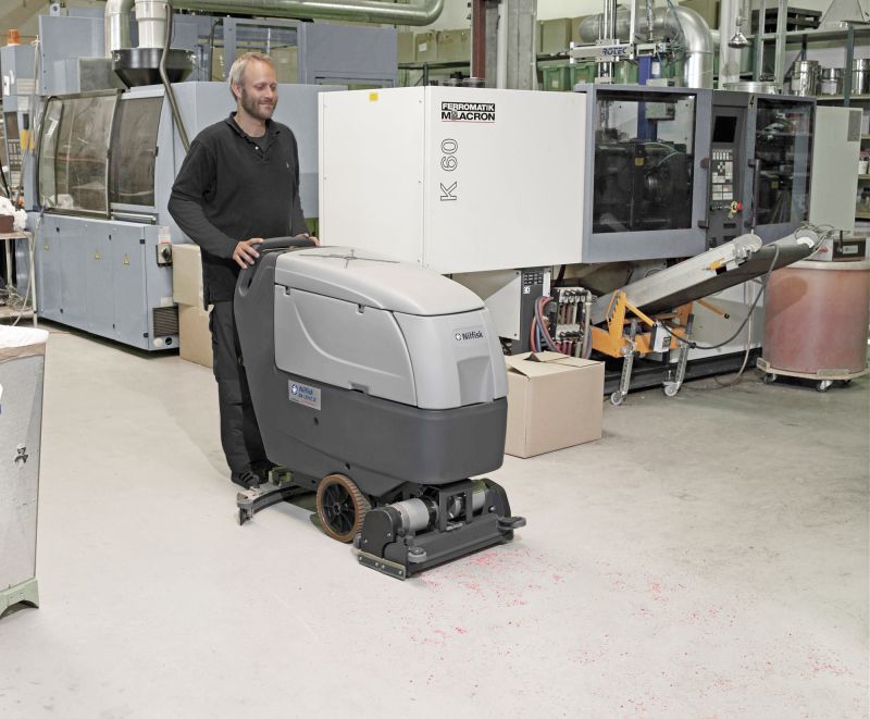 Nilfisk BA 551CD komplett Nachläufer Scheuersaugmaschine