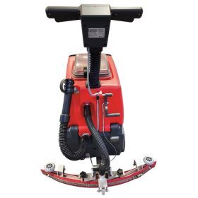 Cleanfix RA431 E Scheuersaugmaschine Rückansicht mit Saugdüse