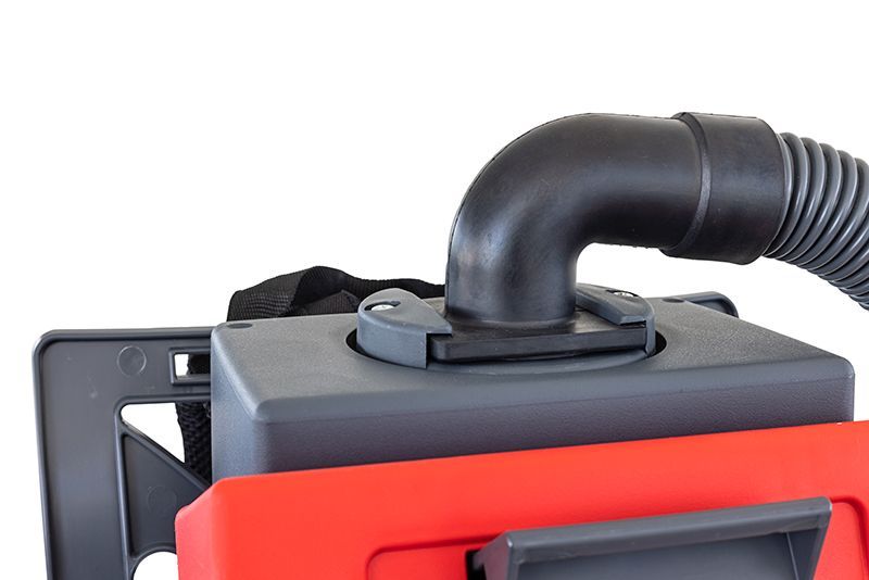 Cleanfix RS05 CAS Saugschlauch rechts angeschlossen