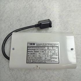 Cleanfix Ladegerät Onboard 12V/9A