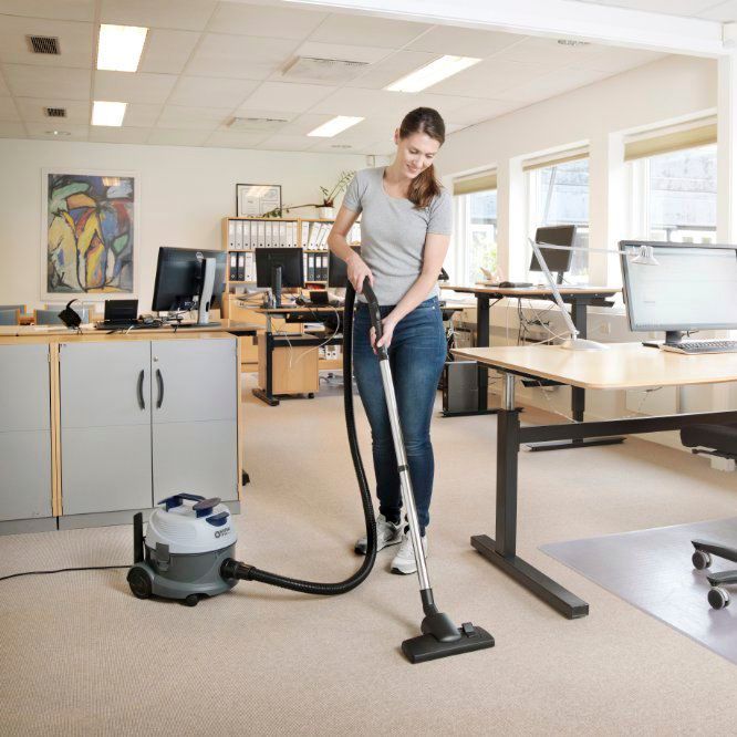 Nilfisk Aspiratore a secco VP100-EU