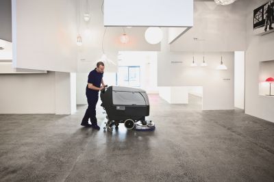 Nilfisk BA 551CD komplett Nachläufer Scheuersaugmaschine